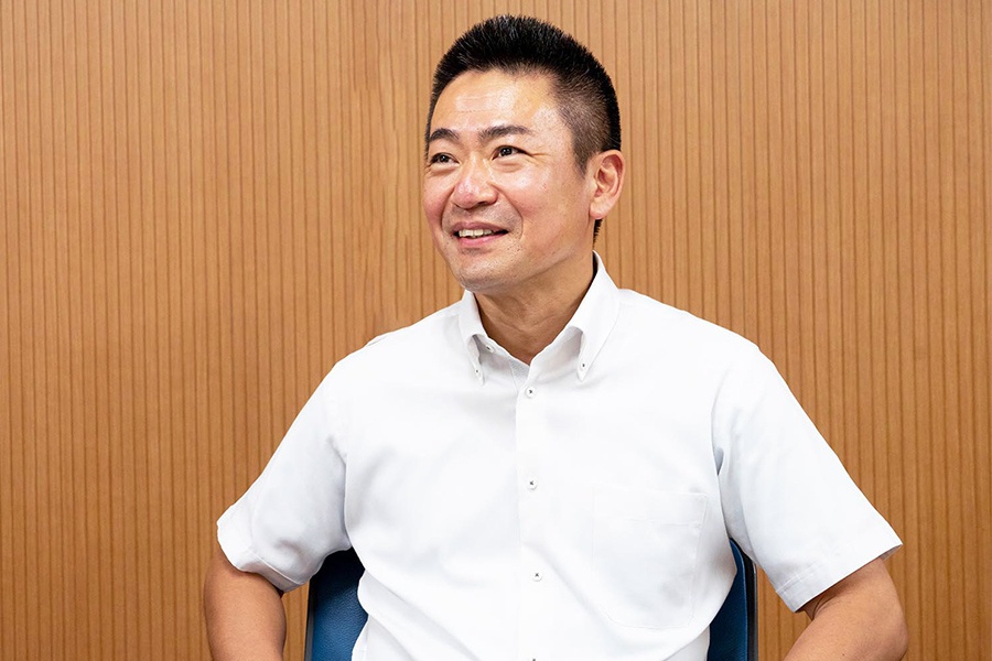 髙谷哲也さん(姫路営業所 所長)