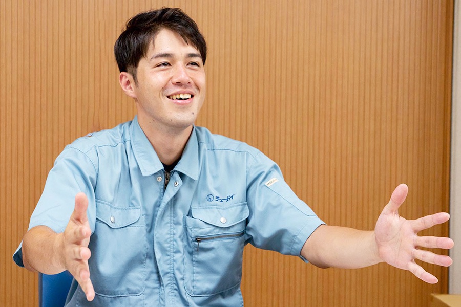 宮本翼さん(神戸本社 営業)